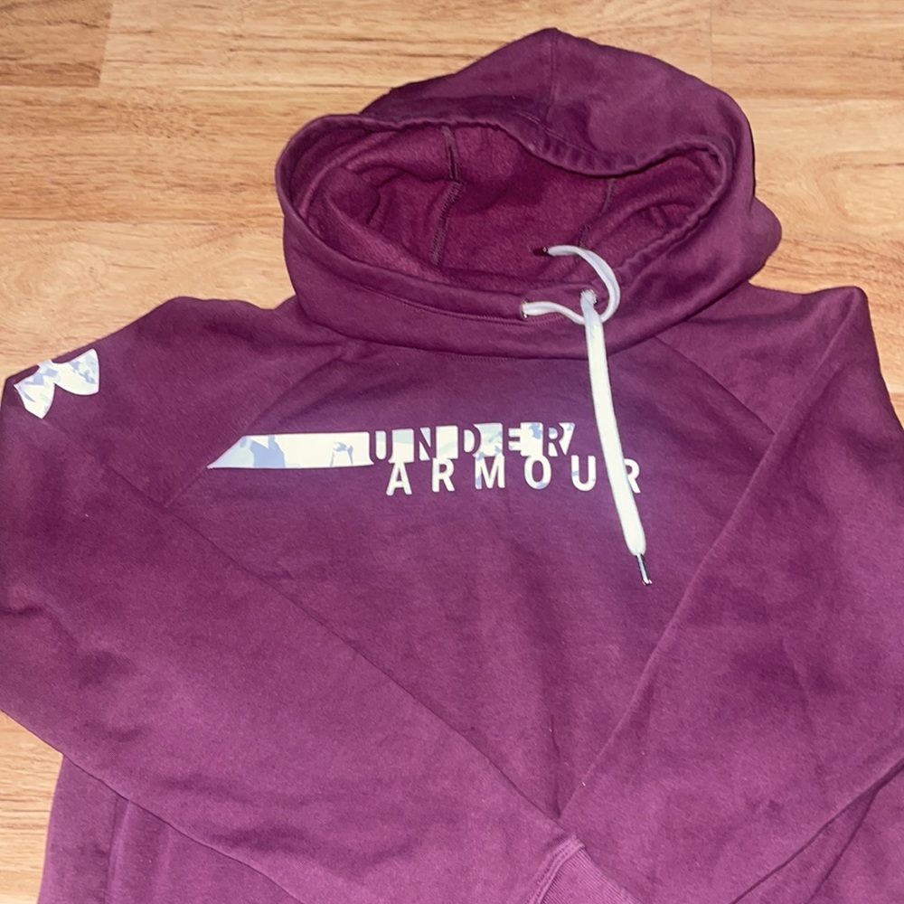 Sweatshirt - Picture 2 of 6